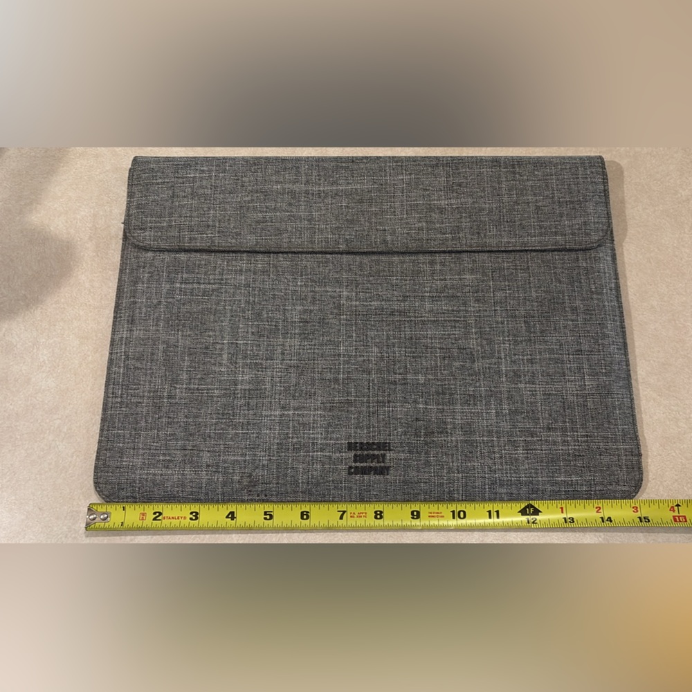 Herschel Laptop Sleeve 15-16 inch laptop